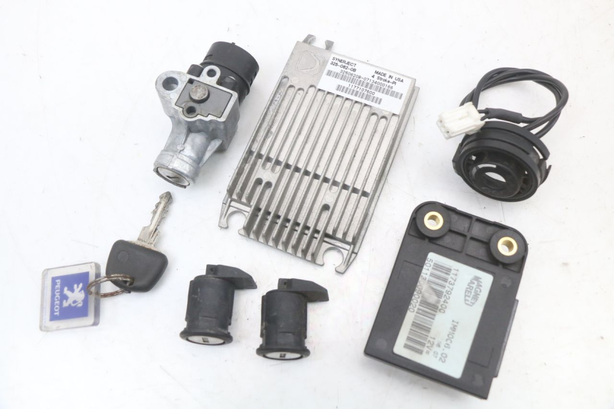 photo de KIT SERRURE CLE CDI NEIMAN PEUGEOT GEOPOLIS RS 125 (2007 - 2009)