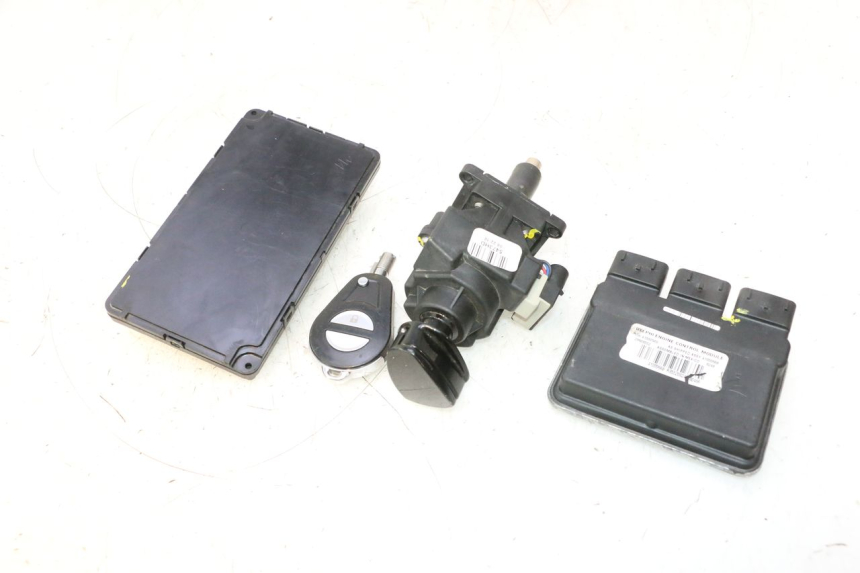 photo de KIT SERRURE CLE CDI NEIMAN HARLEY DAVIDSON ROAD GLIDE FLTRXSE 1920 (2018 - 2022) - Détail de la pièce