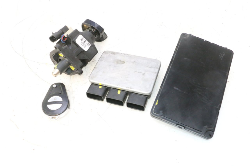 photo de KIT SERRURE CLE CDI NEIMAN HARLEY DAVIDSON ROAD GLIDE FLTRXSE 1920 (2018 - 2022) - Inspection visuelle