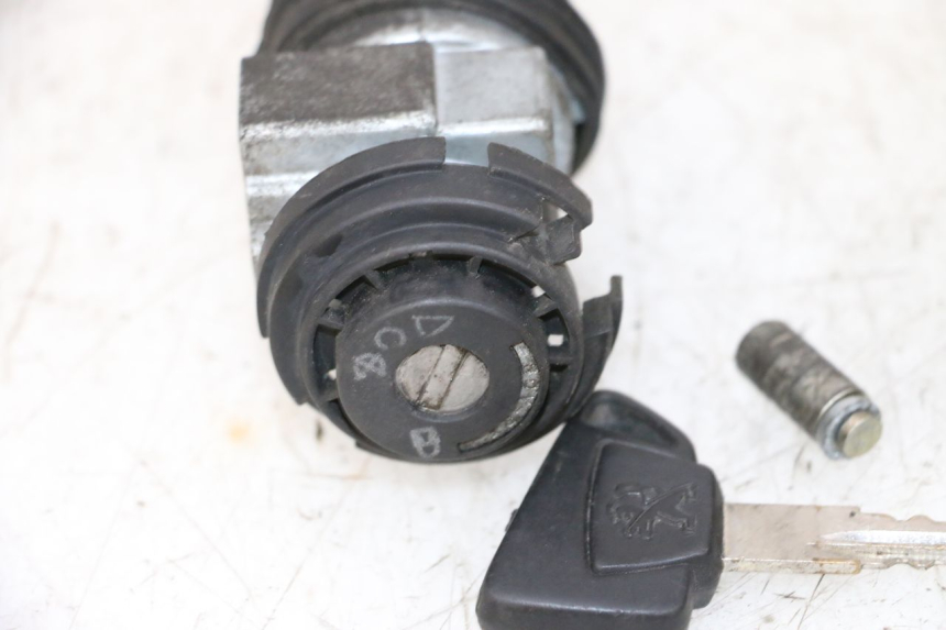 photo de KIT SERRURE CLE CDI NEIMAN PEUGEOT SATELIS 125 (2013 - 2018) - Détail de la pièce