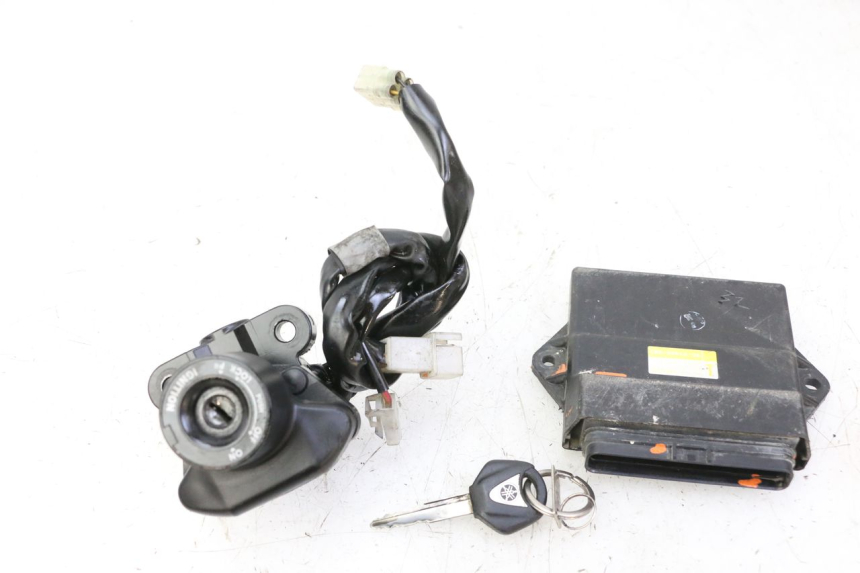 photo de KIT SERRURE CLE CDI NEIMAN YAMAHA TDM ABS 900 (2002 - 2014)