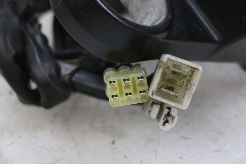 photo de KIT SERRURE CLE CDI NEIMAN YAMAHA TDM ABS 900 (2002 - 2014) - Gros plan technique