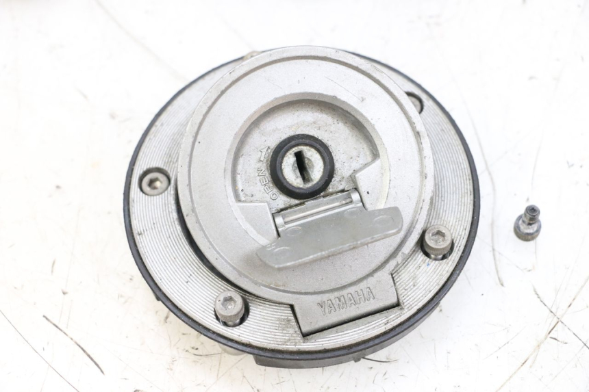 photo de KIT SERRURE CLE CDI NEIMAN YAMAHA TDM ABS 900 (2002 - 2014) - Vue rapprochée