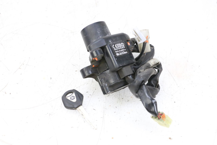 photo de KIT SERRURE CLE CDI NEIMAN YAMAHA TDM ABS 900 (2002 - 2014) - Points de fixation