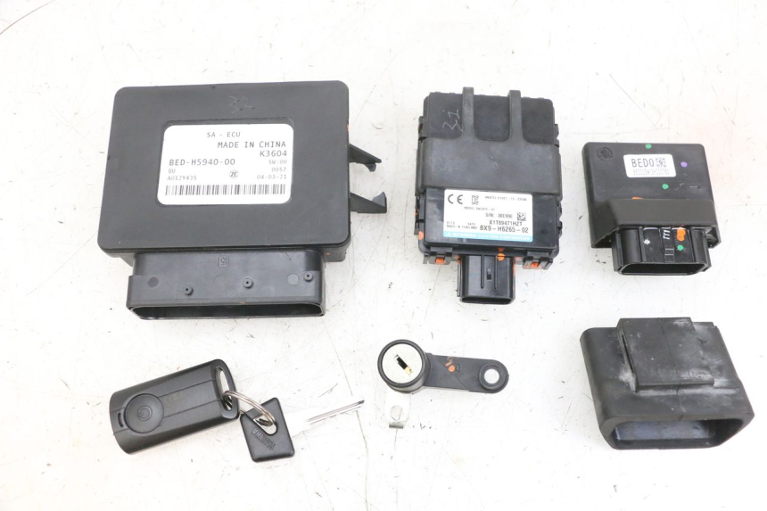 photo de KIT SERRURE CLE CDI NEIMAN YAMAHA TRICITY 300 (2020 - 2024) - Vue principale