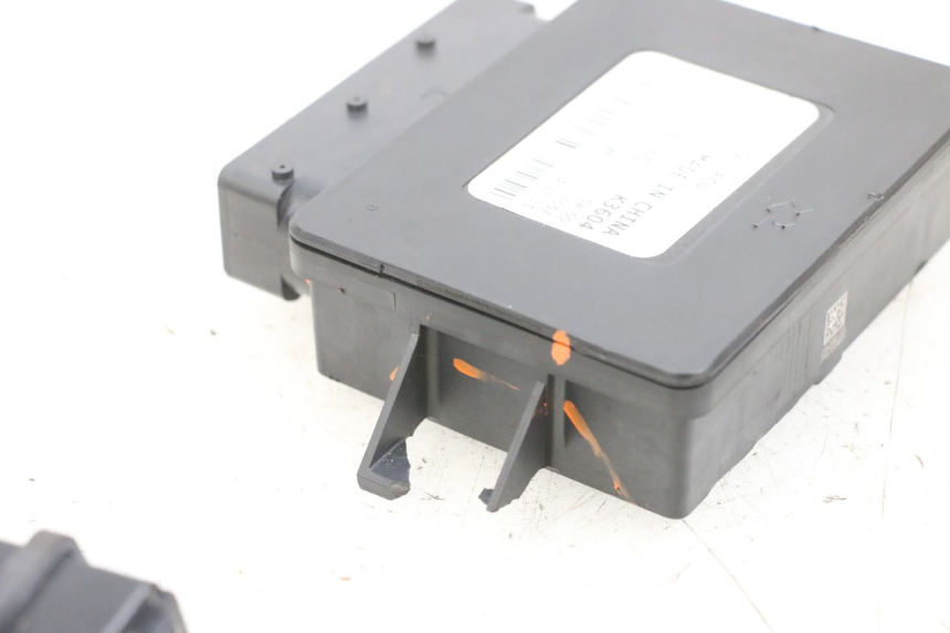 photo de KIT SERRURE CLE CDI NEIMAN YAMAHA TRICITY 300 (2020 - 2024) - Détail de la pièce