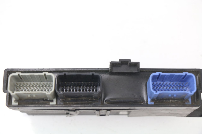 photo de KIT SERRURE CLE CDI NEIMAN HONDA VFR F 1200 (2010 - 2015) - Détail de la pièce