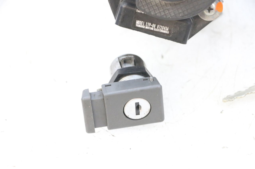 photo de KIT SERRURE CLE CDI NEIMAN YAMAHA X-MAX XMAX 125 (2010 - 2014)