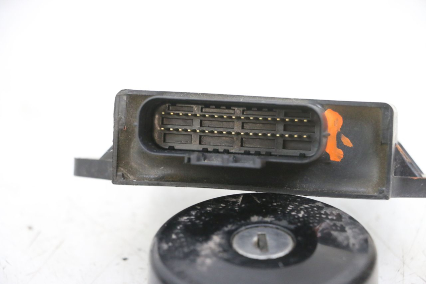 photo de KIT SERRURE CLE CDI NEIMAN YAMAHA X-MAX XMAX 125 (2010 - 2014)