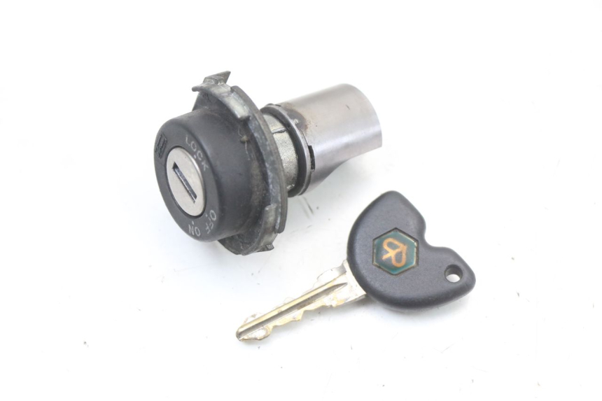 photo de KIT SERRURE CLE CDI NEIMAN PIAGGIO X8 125 (2004 - 2007)