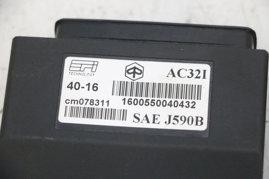 photo de KIT SERRURE CLE CDI NEIMAN PIAGGIO XEVO - X EVO 125 (2007 - 2016) - État de surface