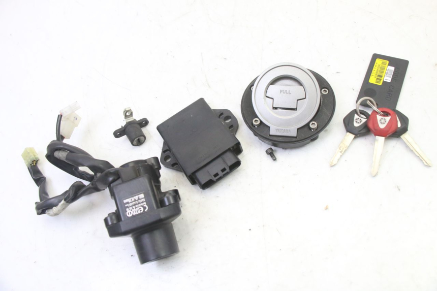 photo de KIT SERRURE CLE CDI NEIMAN YAMAHA XJ6 ABS 600 (2008 - 2016)