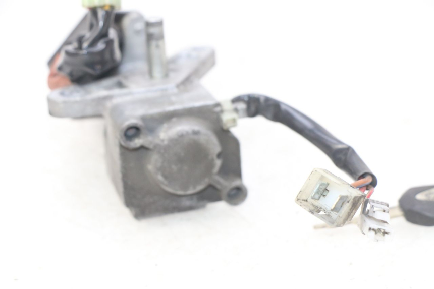 photo de KIT SERRURE CLE CDI NEIMAN YAMAHA X-MAX XMAX 125 (2010 - 2014)