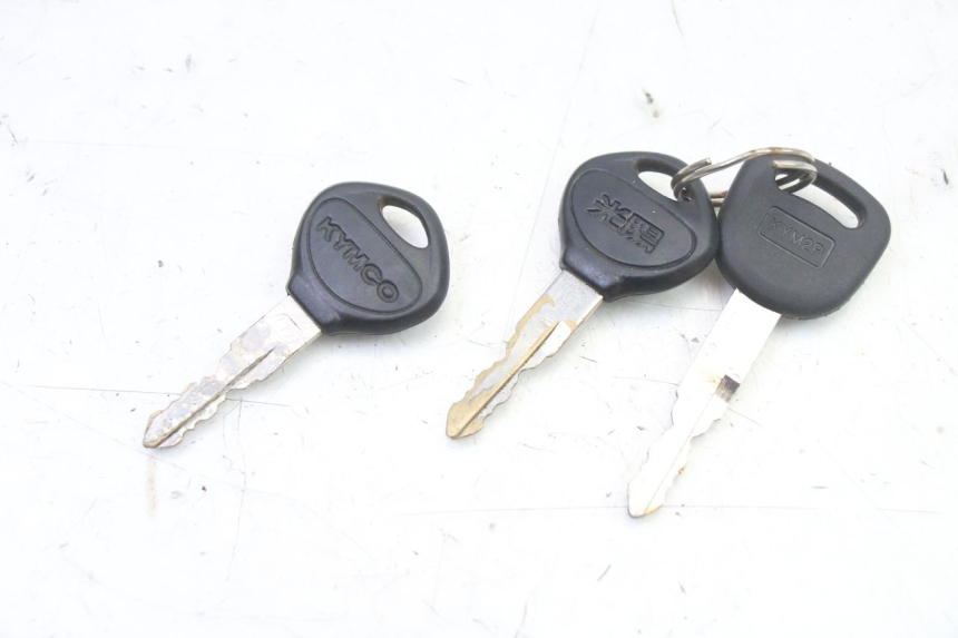 photo de KIT SERRURE CLE NEIMAN KYMCO AGILITY 4T 50 (2005 - 2018)