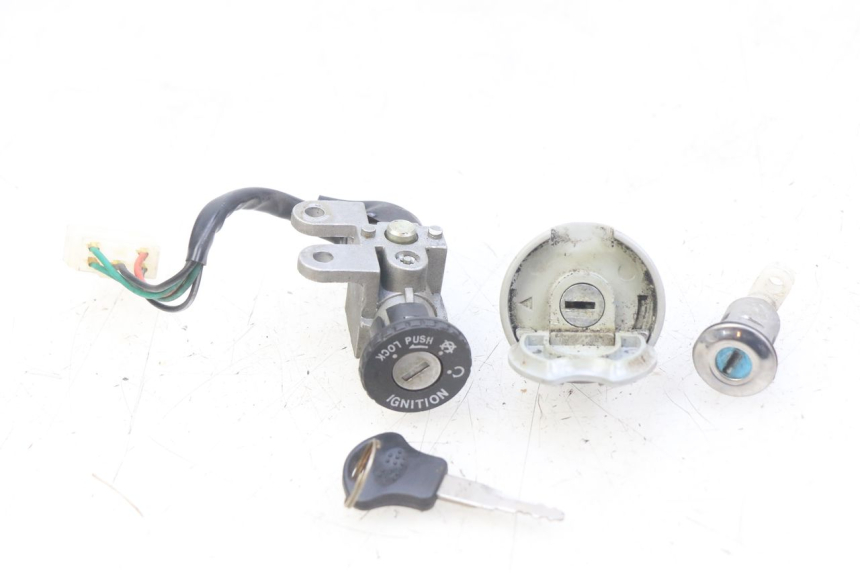 photo de KIT SERRURE CLE NEIMAN BAOTIAN BT 49 QT-9 50 (2006 - 2010)