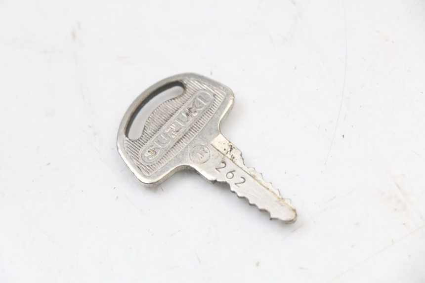photo de Ensemble de serrure avec clé Neiman SUZUKI GN 125 (1997 - 2000)
