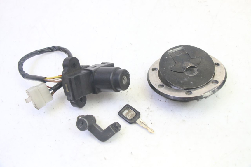 photo de KIT SERRURE CLE NEIMAN KAWASAKI GPZ RX 1000 (1986 - 1988) - Vue principale