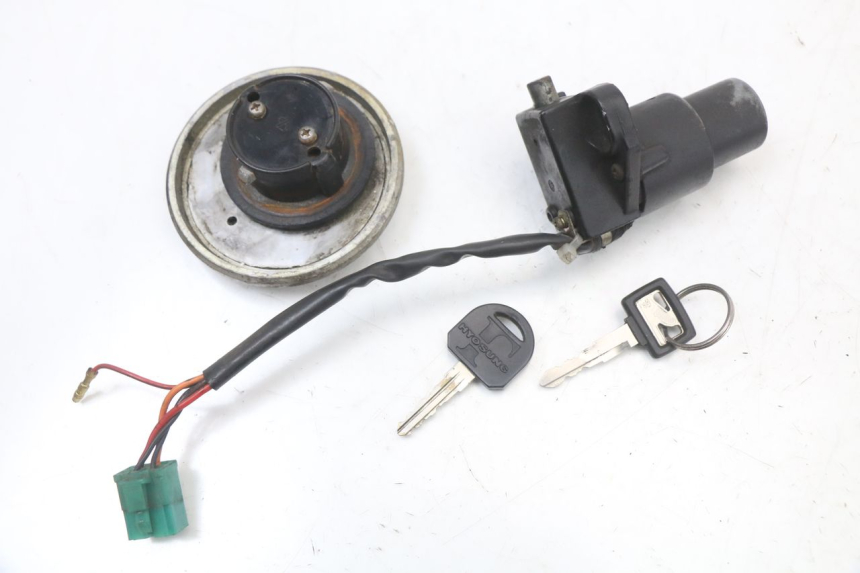 photo de KIT SERRURE CLE NEIMAN HYOSUNG GF 125 (2001 - 2005)