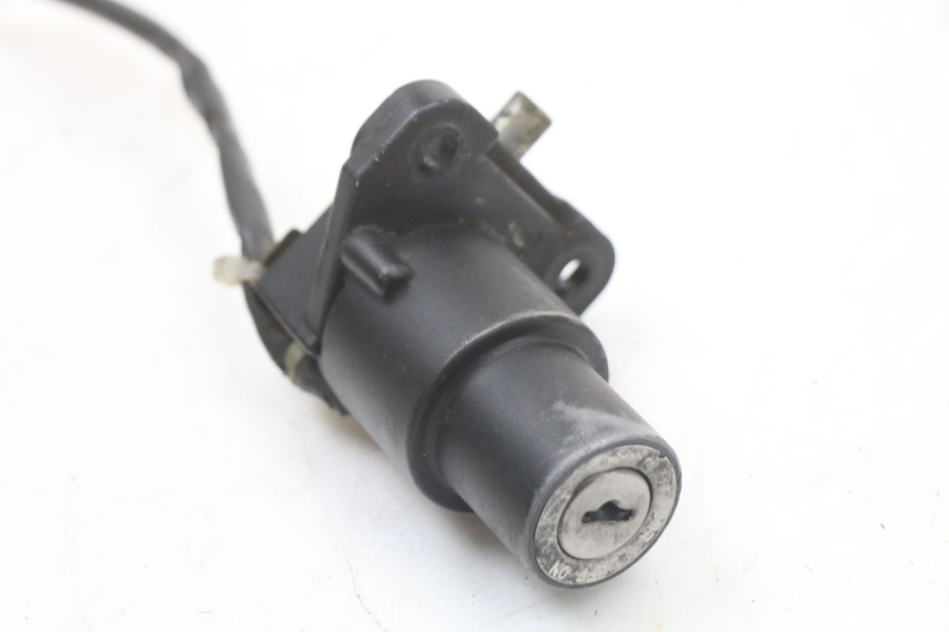 photo de KIT SERRURE CLE NEIMAN HYOSUNG GF 125 (2001 - 2005)