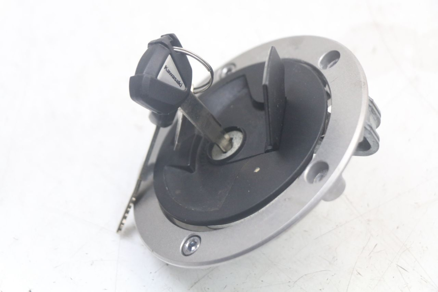 photo de KIT SERRURE CLE NEIMAN KAWASAKI VERSYS ABS 650 (2015 - 2018)