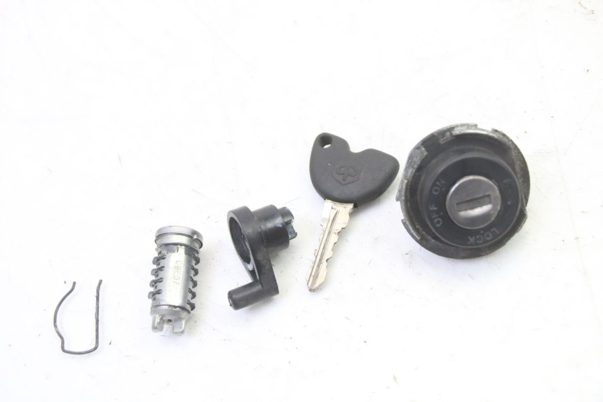 photo de KIT SERRURE CLE NEIMAN PIAGGIO LIBERTY 4T 50 (2009 - 2015)