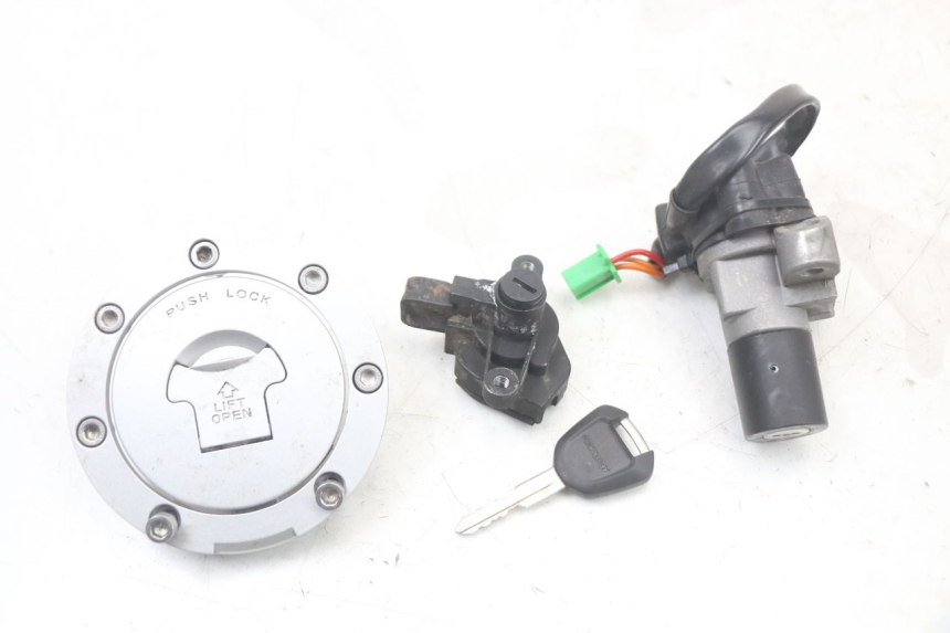 photo de KIT SERRURE CLE NEIMAN MASAI SCRAMBLER SPORT 125 (2021 - 2025)