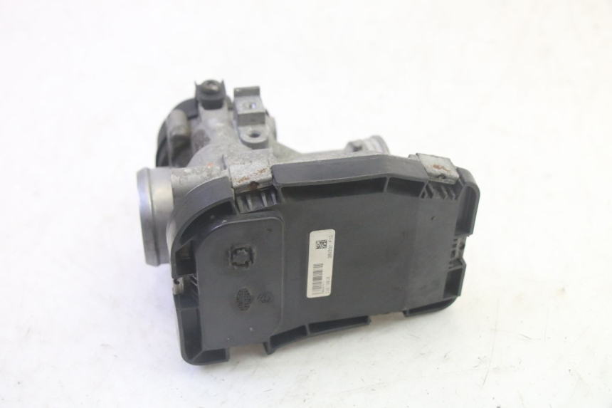 photo de KIT SERRURE CLE NEIMAN PIAGGIO MP3 HPE 350 (2018 - 2020) - Angle alternatif