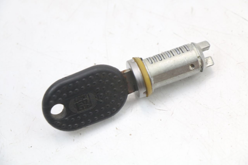 photo de KIT SERRURE CLE NEIMAN PIAGGIO LIBERTY 4T 50 (2004 - 2008)