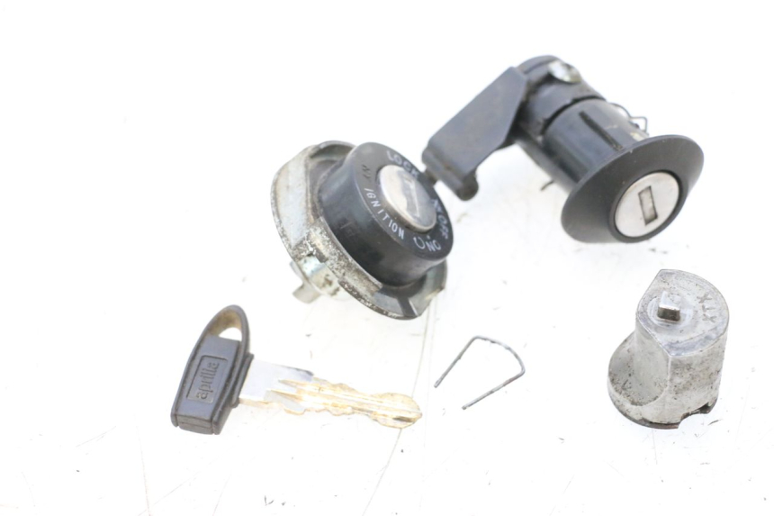 photo de KIT SERRURE CLE NEIMAN APRILIA SR MOTARD 50 (2012 - 2018) - Zoom état d’usage