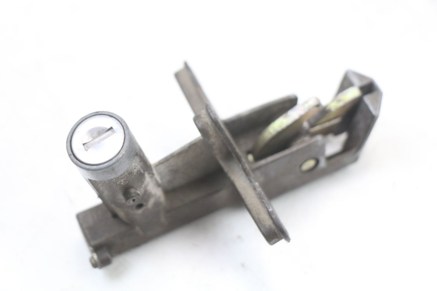 photo de KIT SERRURE CLE NEIMAN SUZUKI GSX E 250 (1982 - 1983)