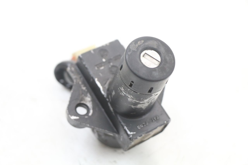 photo de KIT SERRURE CLE NEIMAN SUZUKI GSX E 250 (1982 - 1983)