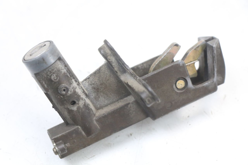 photo de KIT SERRURE CLE NEIMAN SUZUKI GSX E 250 (1982 - 1983)