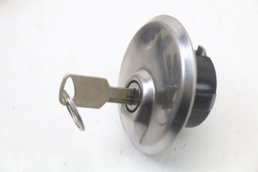 photo de KIT SERRURE CLE NEIMAN SUZUKI GZ MARAUDER 125 (1998 - 2004)