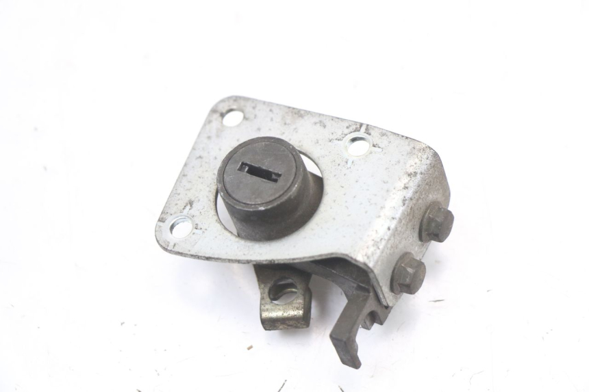 photo de KIT SERRURE CLE NEIMAN SUZUKI GZ MARAUDER 125 (1998 - 2004)