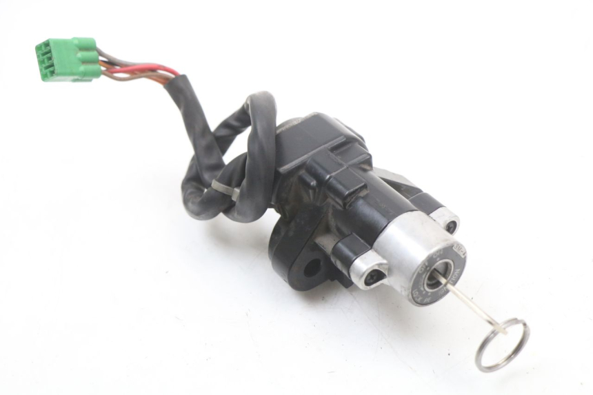 photo de KIT SERRURE CLE NEIMAN SUZUKI GZ MARAUDER 125 (1998 - 2004)