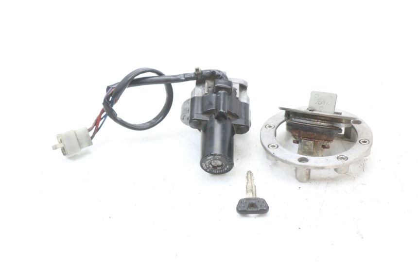 photo de KIT SERRURE CLE NEIMAN YAMAHA XJ600 XJ DIVERSION 600 (1992 - 1997)