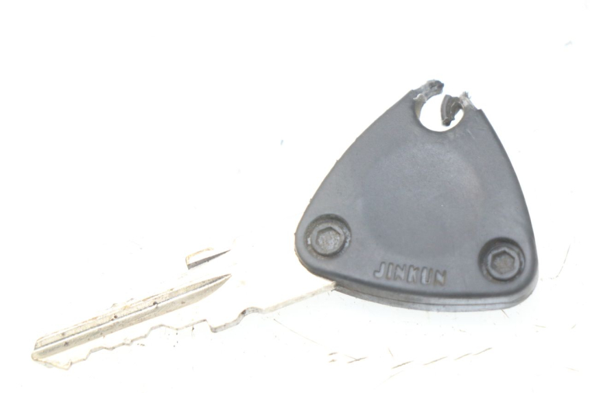 photo de KIT SERRURE CLE NEIMAN YAMAHA YP MAJESTY 125 (1998 - 2001)