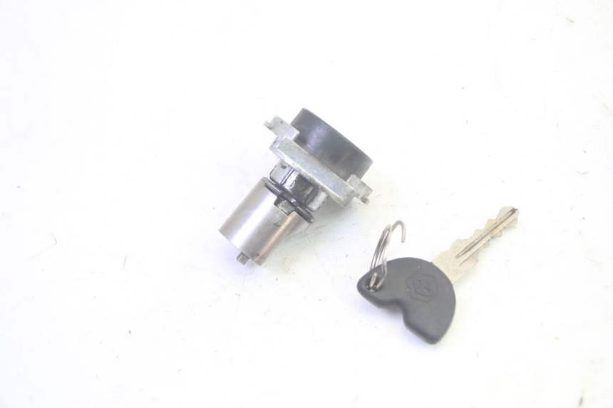 photo de KIT SERRURE CLE NEIMAN PIAGGIO ZIP 4T 50 (2018 - 2020) - Vue d’ensemble