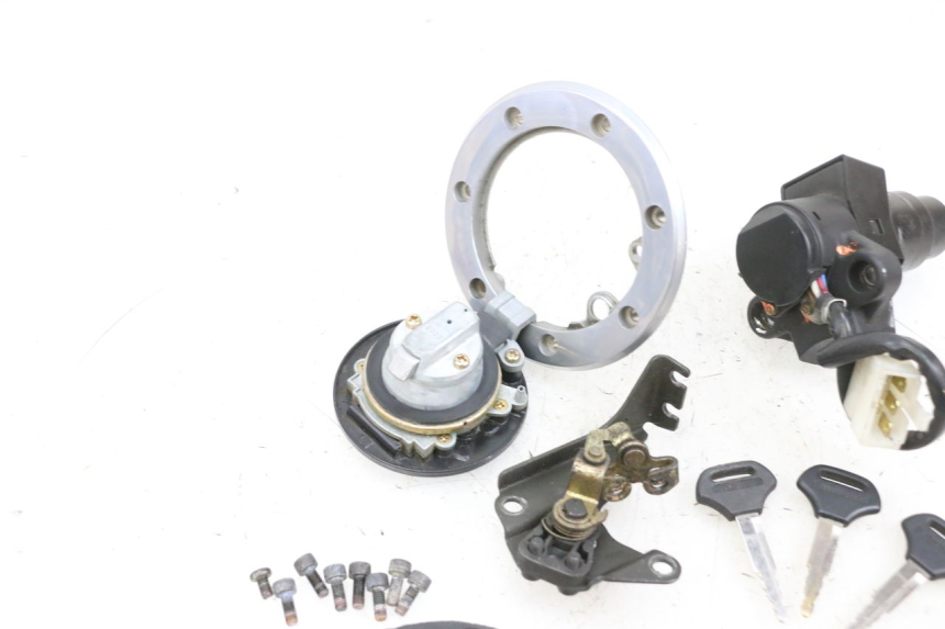 photo de KIT SERRURE CLE NEIMAN KAWASAKI ZR 7 750 (1999 - 2001) - Vue d’ensemble