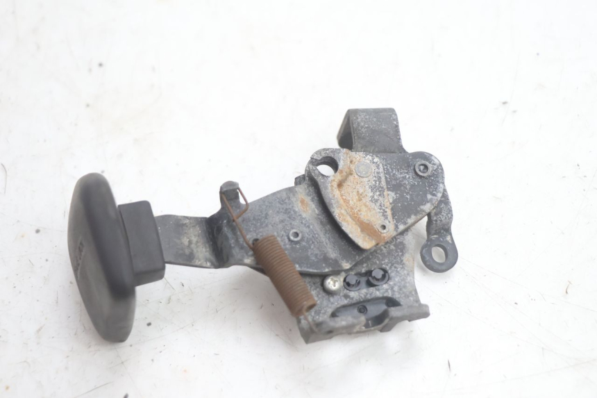 photo de LEVIER FREIN PARKING SUZUKI BURGMAN EXECUTIVE ABS 650 (2006 - 2012) - État de surface