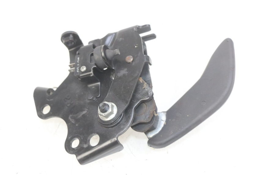 photo de LEVIER FREIN PARKING HONDA FJS SILVERWING SILVER WING 400 (2009 - 2016)