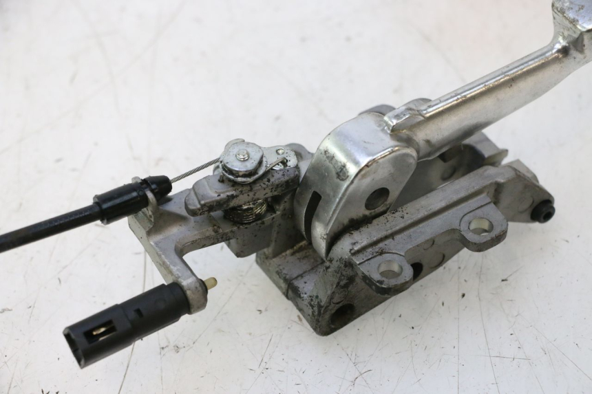 photo de LEVIER FREIN PARKING PIAGGIO MP3 LT 300 (2010 - 2016) - État de surface