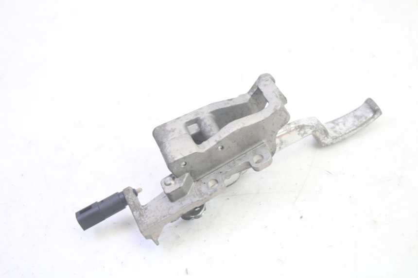 photo de LEVIER FREIN PARKING PIAGGIO MP3 RL 250 (2007 - 2010) - Gros plan technique