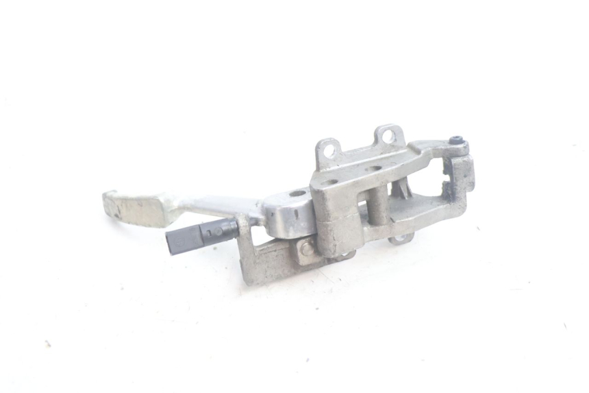 photo de LEVIER FREIN PARKING PIAGGIO MP3 125 (2006 - 2014) - Gros plan technique