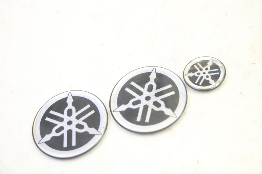 photo de LOGO MARQUE YAMAHA FJR ABS 1300 (2006 - 2012) - Détail de la pièce