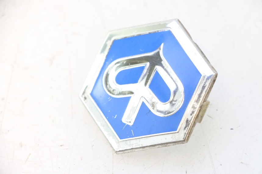 photo de LOGO MARQUE PIAGGIO MP3 500 (2011 - 2015) - Autre angle de vue