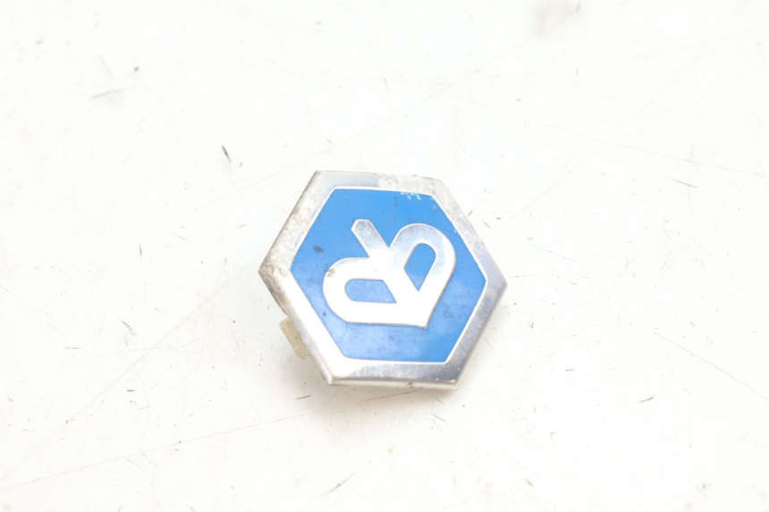 photo de LOGO MARQUE PIAGGIO MP3 500 (2016 - 2018) - Autre angle de vue