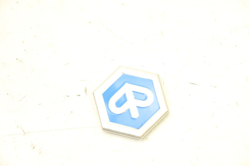 photo de LOGO MARQUE PIAGGIO NEW TYPHOON 50 (2018 - 2021)