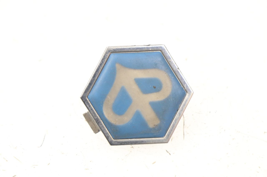 photo de LOGO MARQUE PIAGGIO BEVERLY 500 (2003 - 2007)