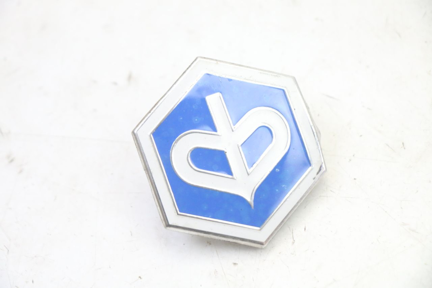 photo de LOGO MARQUE PIAGGIO XEVO - X EVO 125 (2007 - 2016)